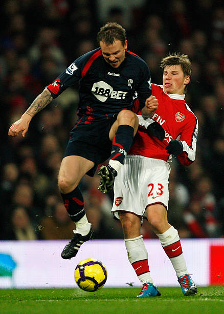 势和犀利扣 势和犀利扣