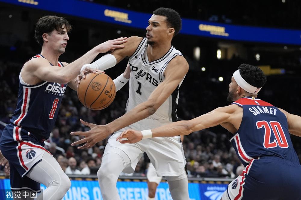 巨头在比赛 巨头在比赛