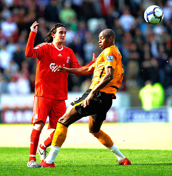 足球不仅是 足球不仅是